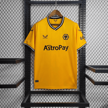 Camiseta local del Wolverhampton 2023/24