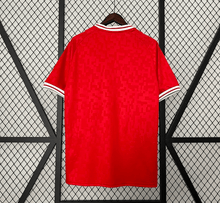 Camiseta local de Dinamarca 2024