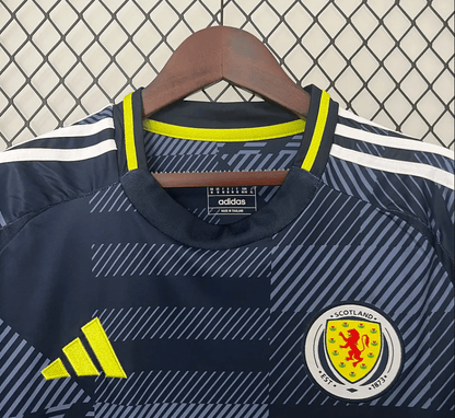 Camiseta local de Escocia 2024