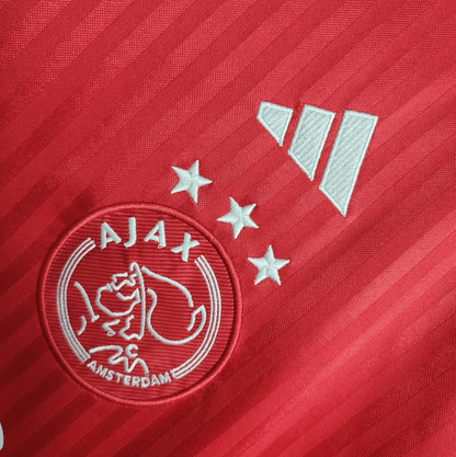 Camiseta local del Ajax 23/24