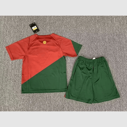 Kit local infantil de Portugal 2022