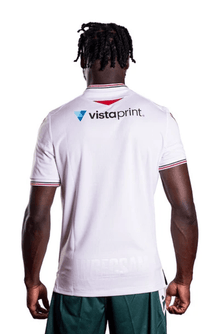 Camiseta local del Wrexham 2023/24