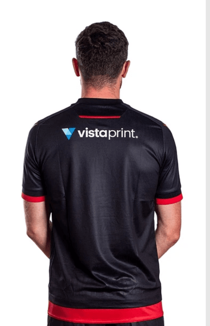 Camiseta local del Wrexham 2023/24