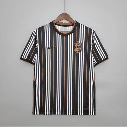 Camiseta local de Inglaterra 2022/23